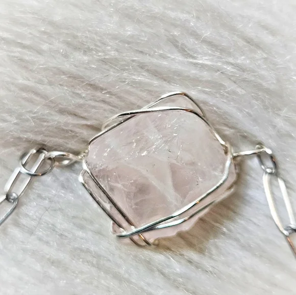 Handcrafted Gemstone Bracelet - Picture 6 of 6